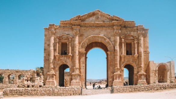 Ruïnes of Jerash - Arch of Hadrian