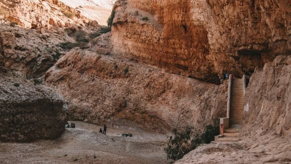 Muqal Cave Wadi Bani Khalid