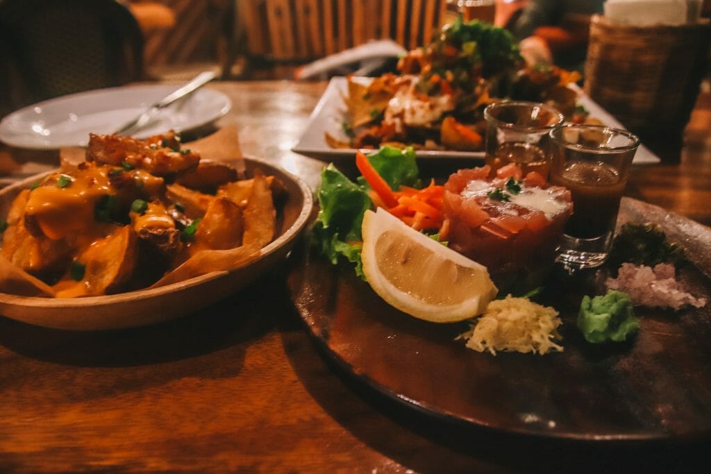 Marimegmeg Beach Bar El Nido