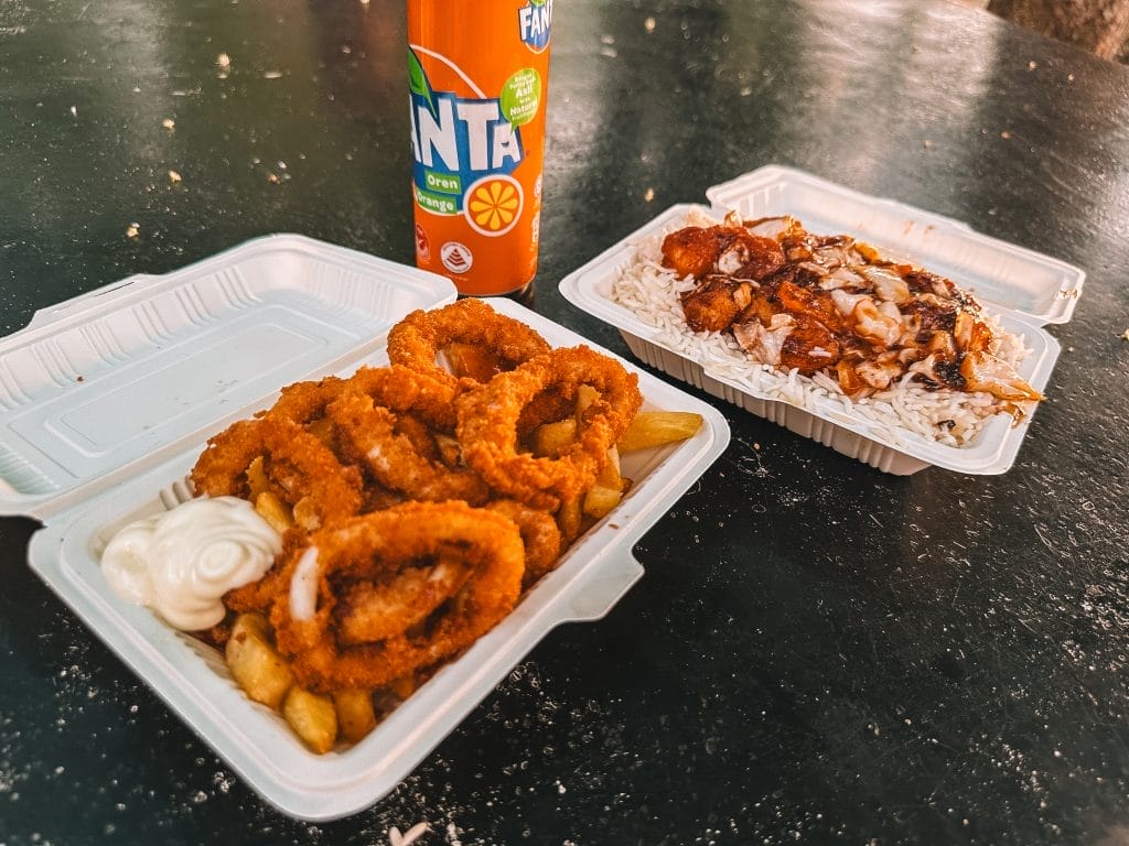 Leo's Food Bus Mahé